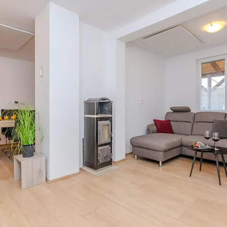 Ferien Haus Loncar By Interhome Feriehus